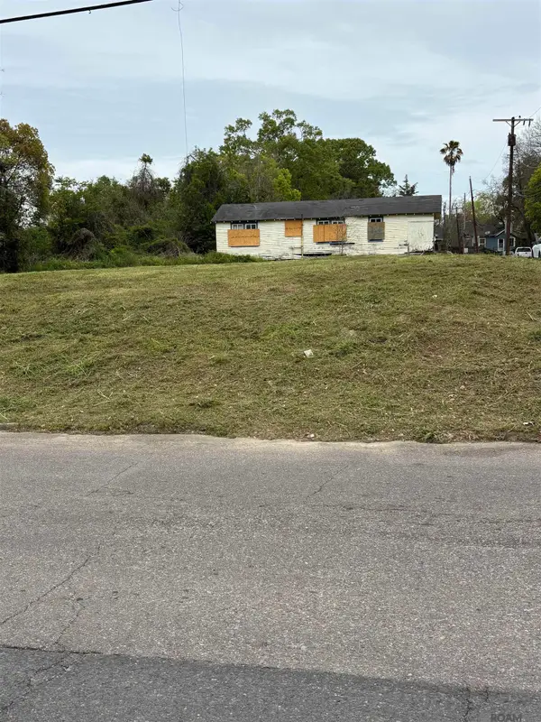 1823 Terrace St, Baton Rouge, LA 70791