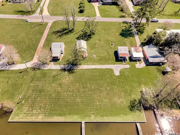 8049 Island Rd, Ventress, LA 70783