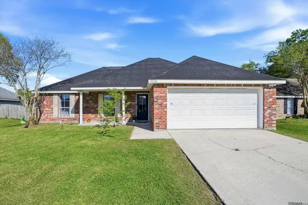 15258 E Bayou Dr, Prairieville, LA 70769