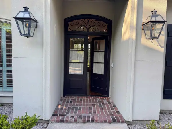 15749 Parkside Ct, Baton Rouge, LA 70817