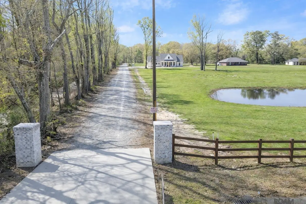 10482 Summerside Dr, Baker, LA 70714 - #1