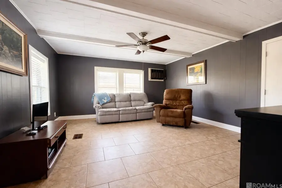 22510 Warren St, Plaquemine, LA 70764 - #2