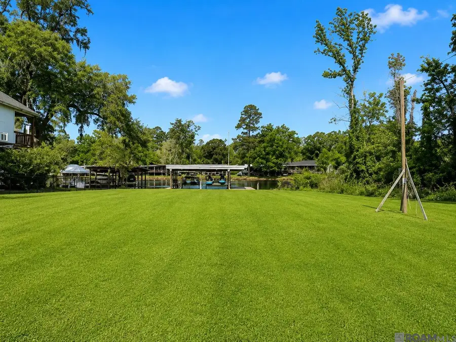 17619 Cove Ln, Denham Springs, LA 70726 - #3