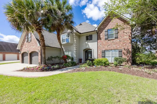 58510 Village Dr, Plaquemine, LA 70764