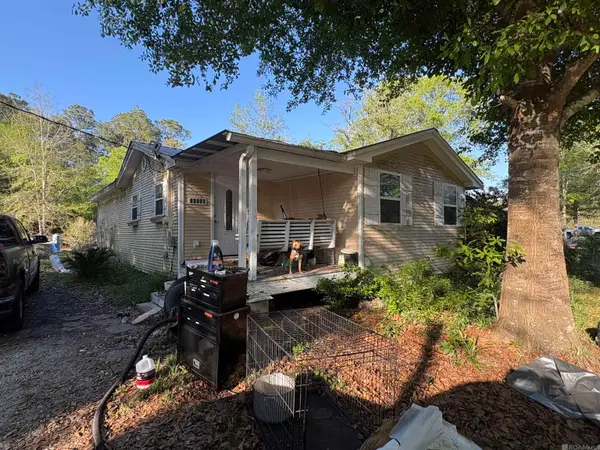 31199 Richardson Dr, Lacombe, LA 70445