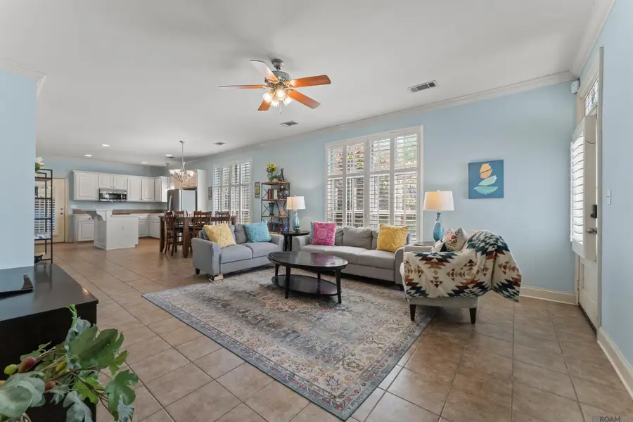 9099 Lake Mist Drive, Baton Rouge, LA 70810 - #2