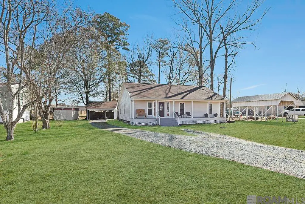 16290 Oakridge Dr, Prairieville, LA 70769 - #1