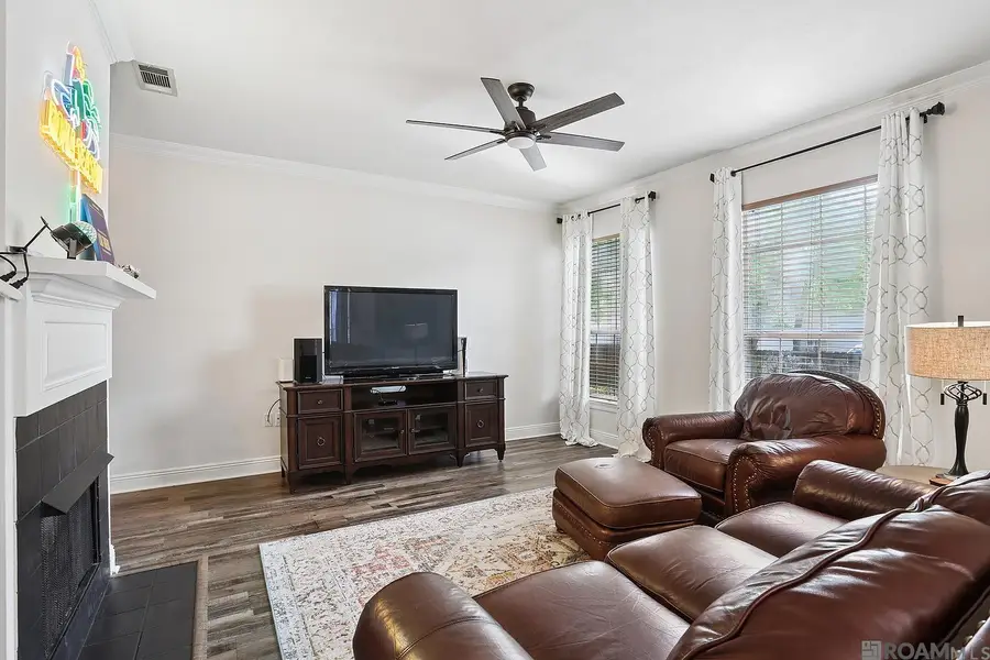 4464 Highland Rd #801, Baton Rouge, LA 70808 - #3