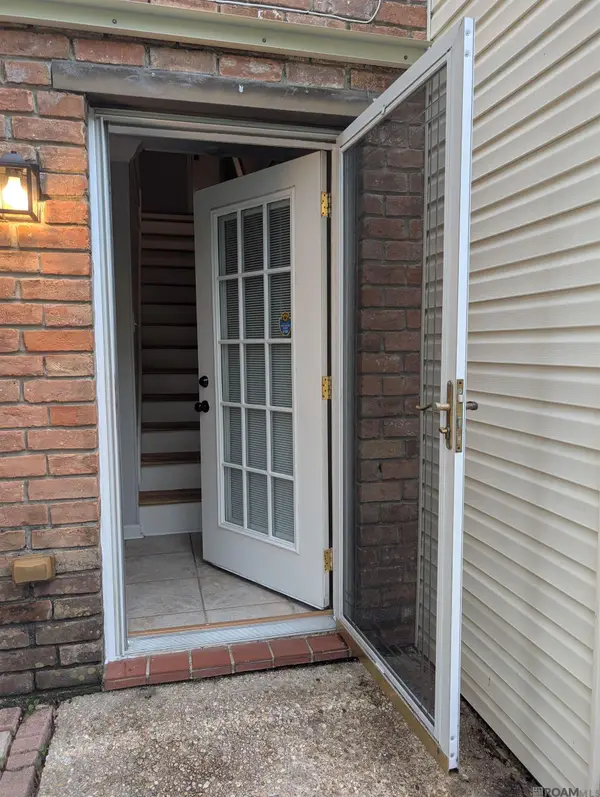 5123 S Oaks Dr, Baton Rouge, LA 70816