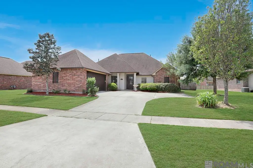 2970 Majestic Oaks Ave, Zachary, LA 70791 - #1