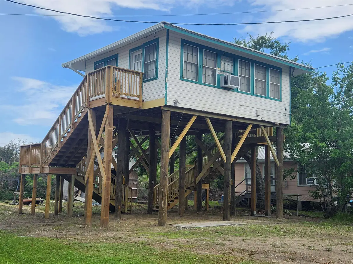 125 Grand Isle Parkway, Grand Isle, LA 70358 - #1