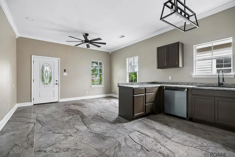 1105 Thomas H Delpit Dr, Baton Rouge, LA 70802 - #2