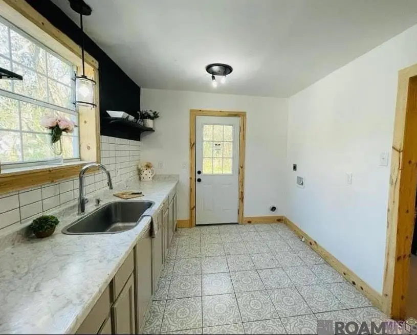 2034 N 15th St, Baton Rouge, LA 70805 - #2