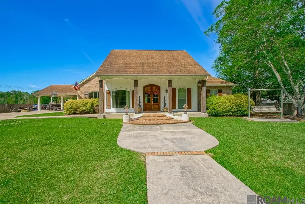 8230 Elliot Rd, Old Jefferson, LA 70817 - #1