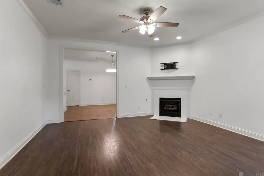 809 Summer Breeze Dr #1202, Baton Rouge, LA 70810 - #3