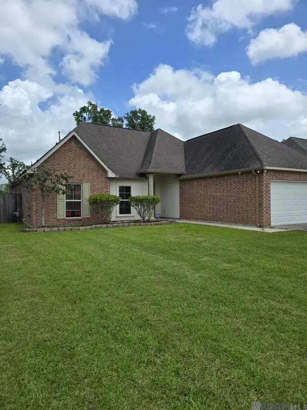 14050 Serenity Cove Dr, Gonzales, LA 70737