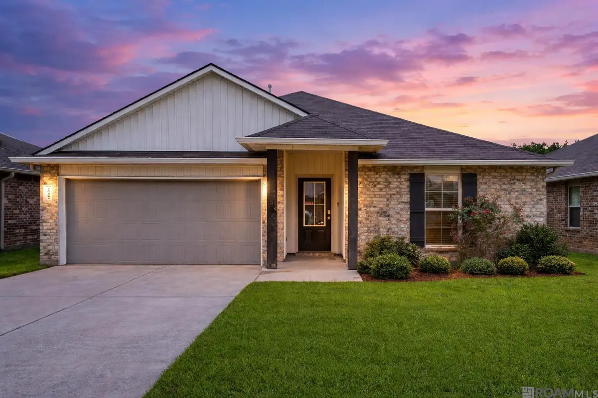 28445 Evangeline Ln, Albany, LA 70711 - #1