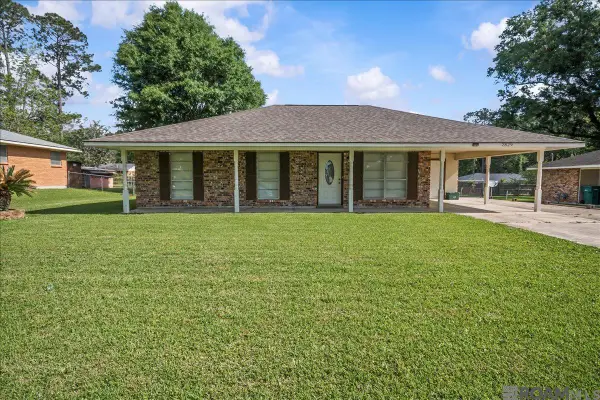 2829 March St, Zachary, LA 70791