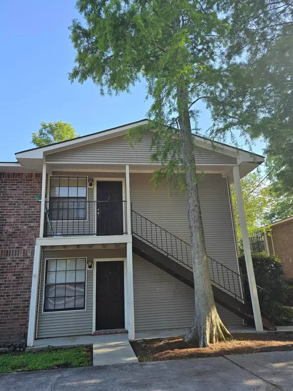 915 W Macci St #22C, Gonzales, LA 70737