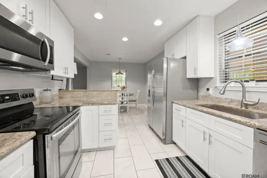 16571 Doyle Dr, Baton Rouge, LA 70817 - #2