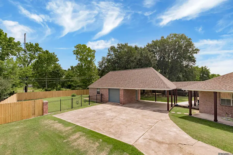 5801 N Snowden Dr, Baton Rouge, LA 70817 - #3