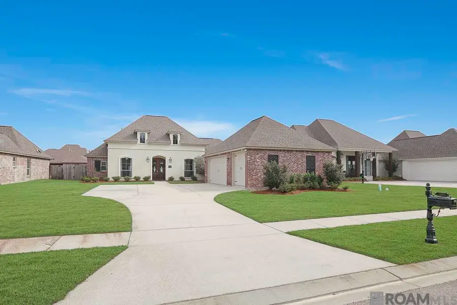 7323 Bessie Dr, Denham Springs, LA 70706 - #2