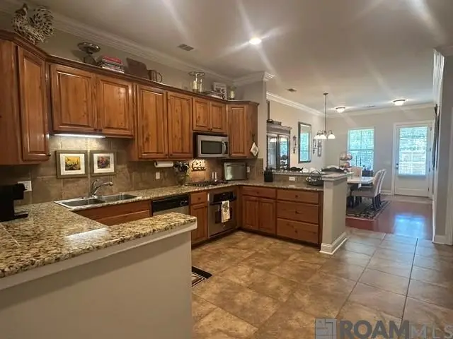 5908 Stumberg Ln #60, Baton Rouge, LA 70816 - #1