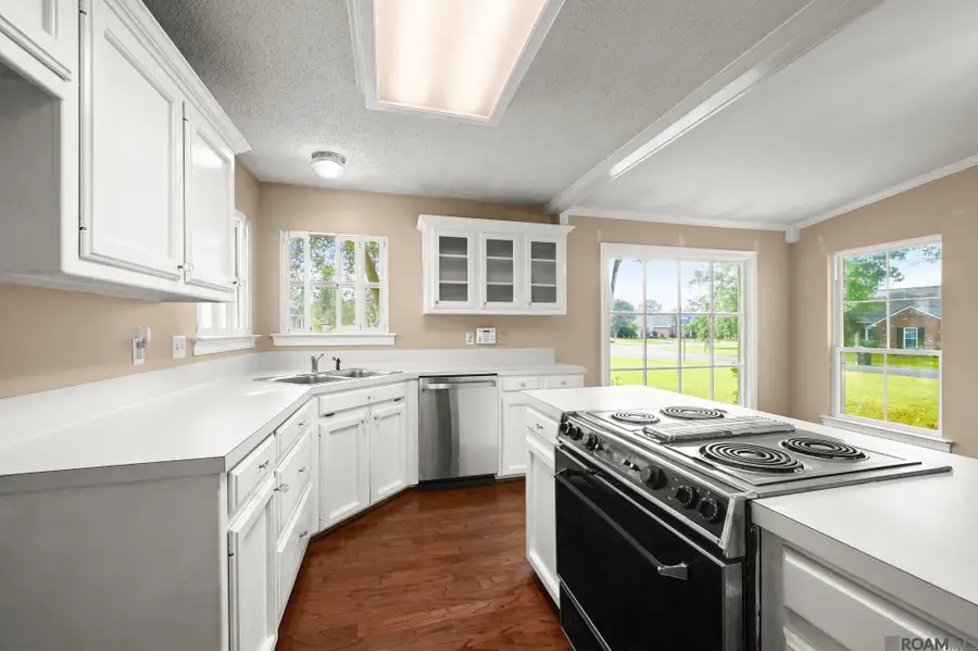 18410 Lakefield Ave, Baton Rouge, LA 70817 - #2