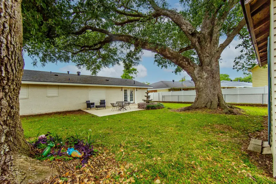 5 Houston Dr, Houma, LA 70360 - #3