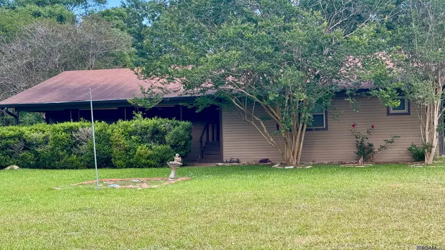 15212 Crystal Dr, Pride, LA 70770 - #2