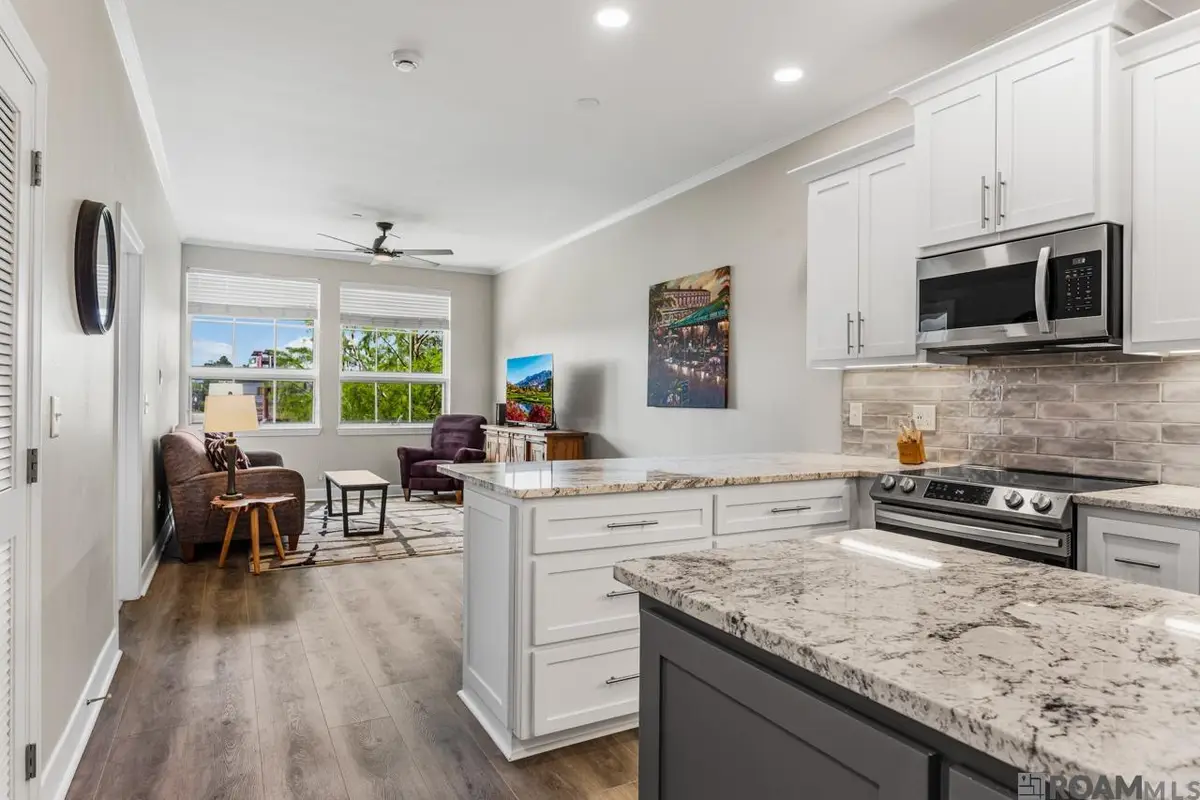 7707 Bluebonnet Blvd #204, Baton Rouge, LA 70810 - #1