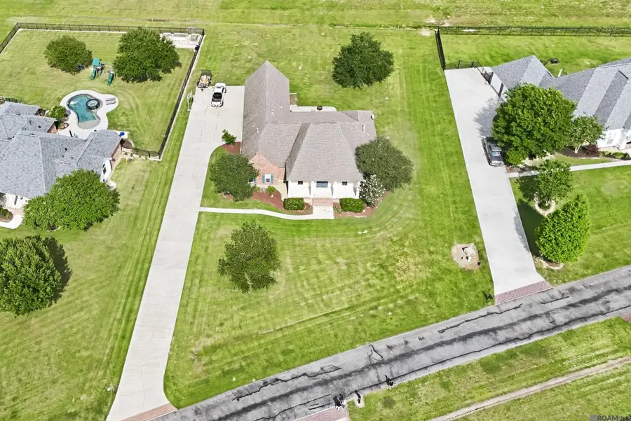 10456 Buddy Gore Rd, Gonzales, LA 70737 - #2