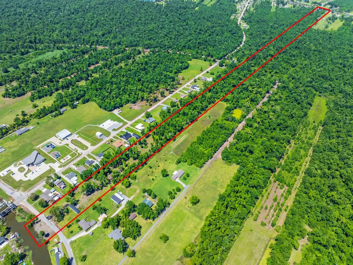 4403 Bayouside Dr, Chauvin, LA 70344 - #1