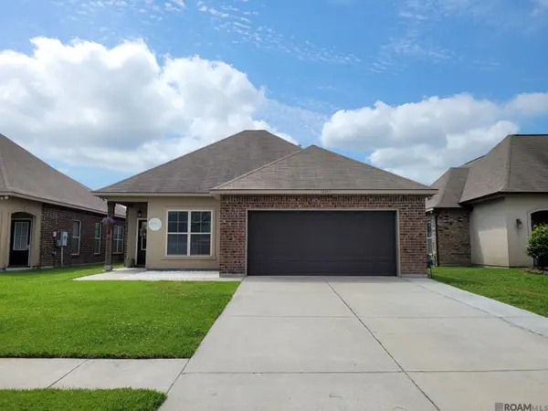 42455 Baystone Ave, Prairieville, LA 70769