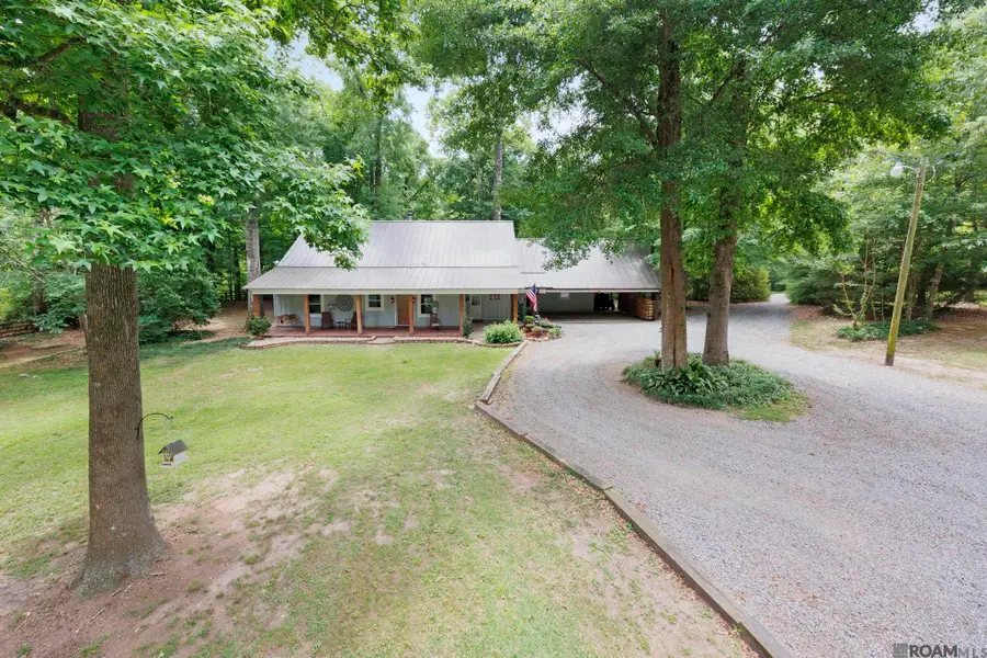 7000 Barrow Creek Dr, Saint Francisville, LA 70775 - #2