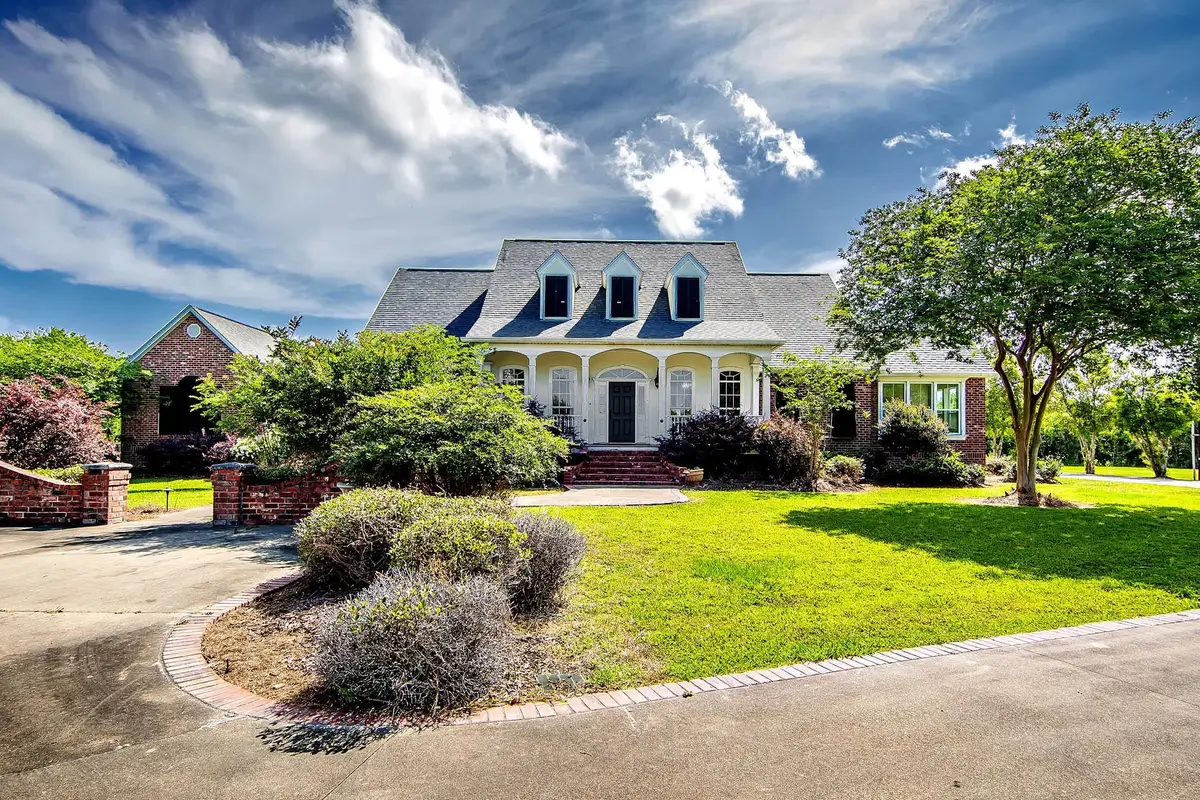 17609 La Hwy 3235, Galliano, LA 70354 - #1