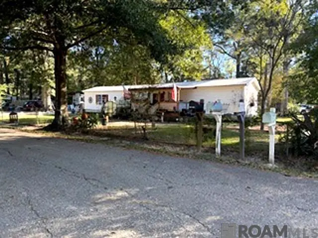 34228 Magnolia Wood Dr, Denham Springs, LA 70706 - #2
