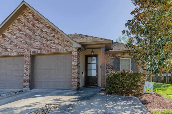 18231 Pintail Cove Dr, Baton Rouge, LA 70817