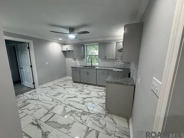 1180 N Acadian Thwy, Baton Rouge, LA 70802 - #3