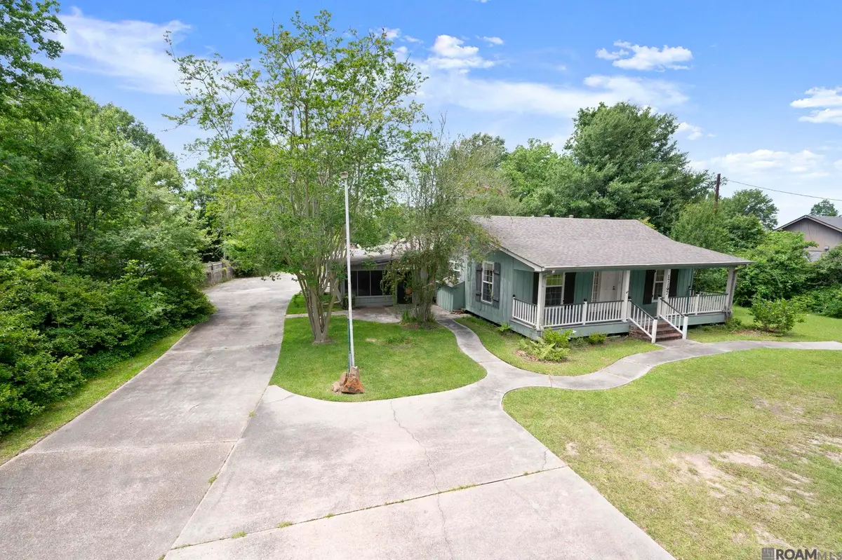17197 Old Jefferson, Prairieville, LA 70769 - #1