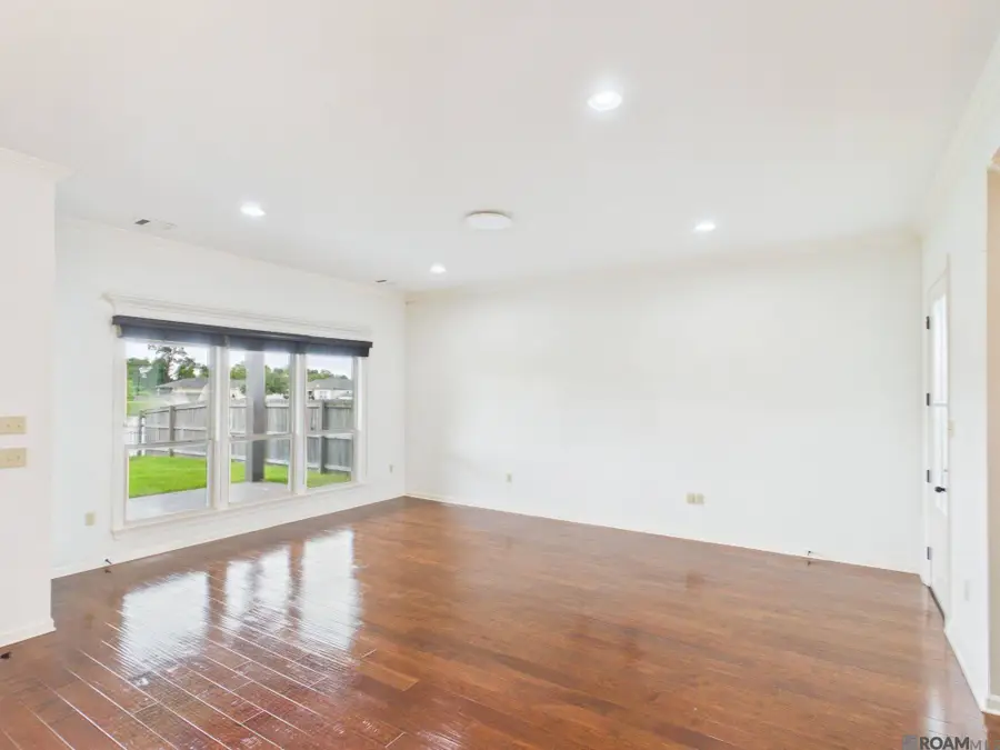 1215 Madrid Ave, Saint Gabriel, LA 70776 - #3