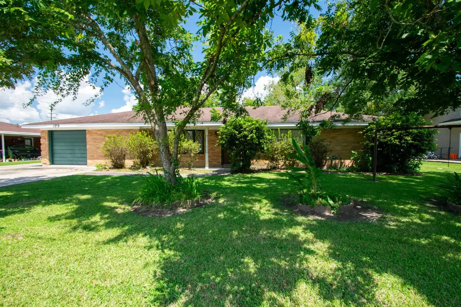 109 Myrtle St, Morgan City, LA 70380 - #3