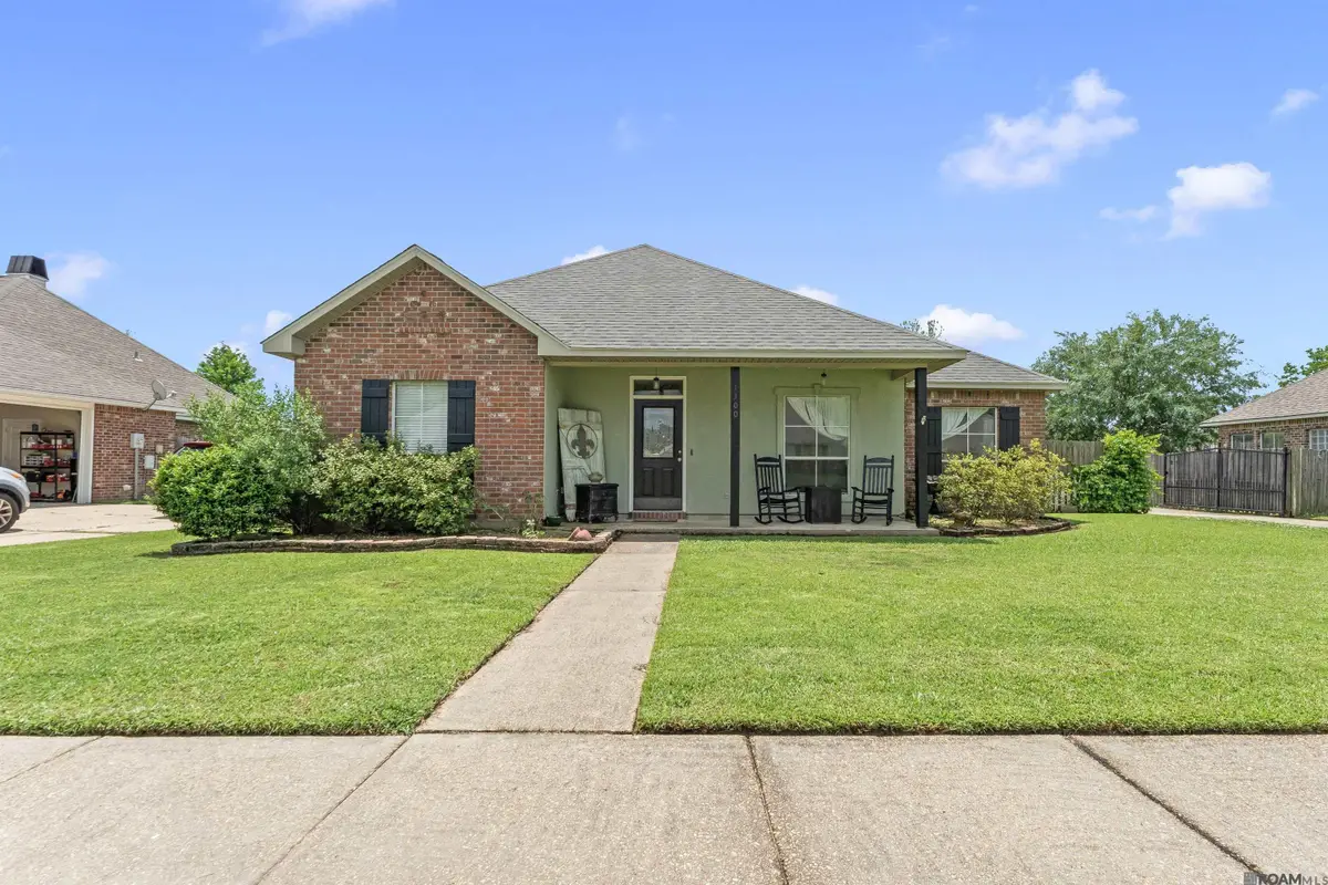 1300 Buffalo Hollow Ct, Zachary, LA 70791 - #1