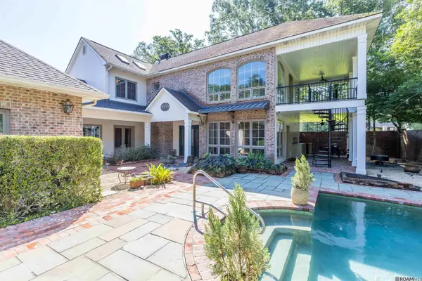 5867 Laurel Hill Ln, St Francisville, LA 70775