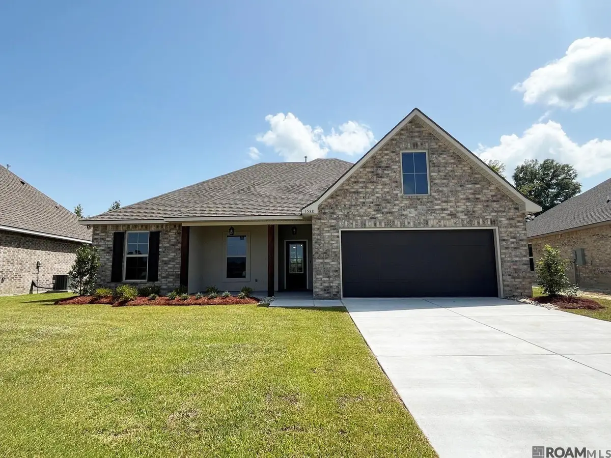 1588 S Plains Ave, Zachary, LA 70791 - #1