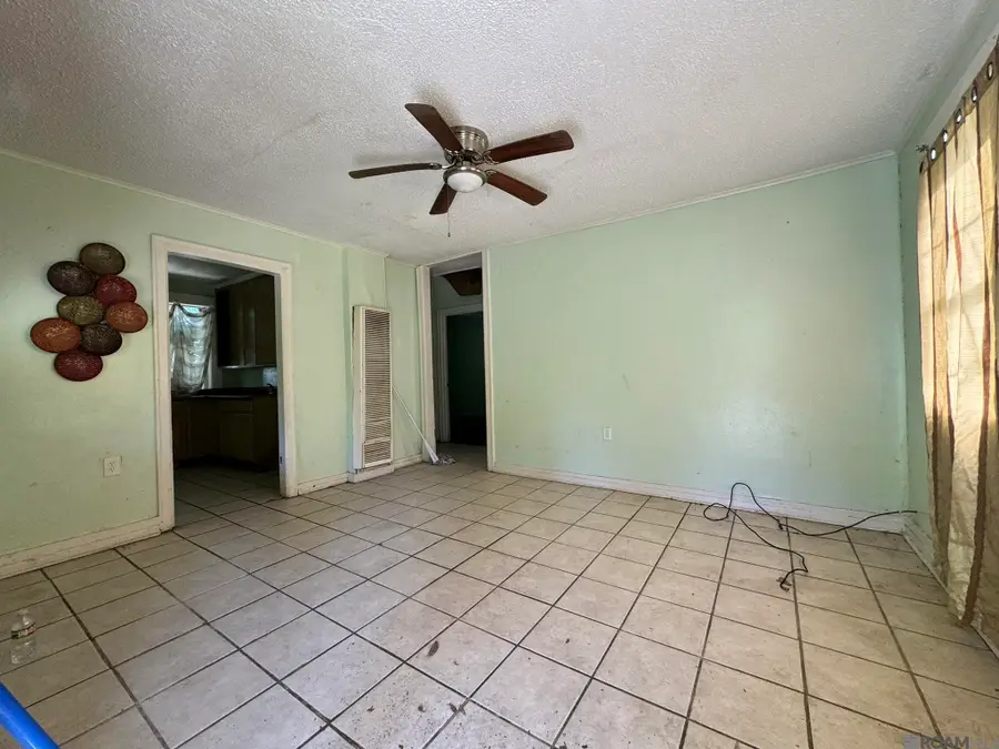3339 Wenonah St, Baton Rouge, LA 70805 - #3