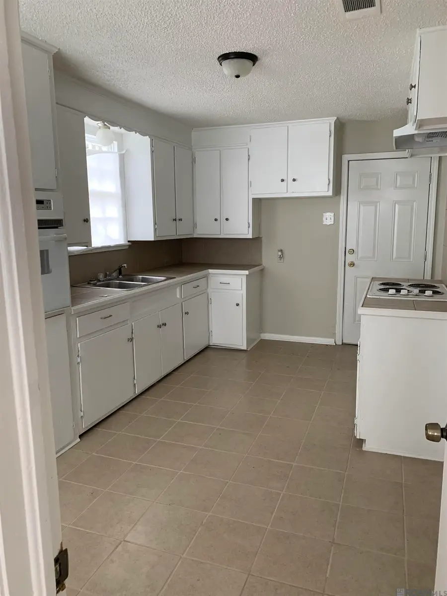 4242 Monroe Ave, Baton Rouge, LA 70806 - #2