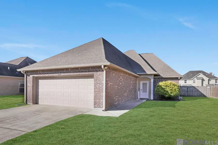 14469 Essen Terrace Dr, Gonzales, LA 70737 - #2