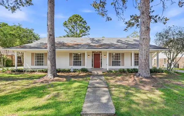 15833 Hogenville Ave, Baton Rouge, LA 70817