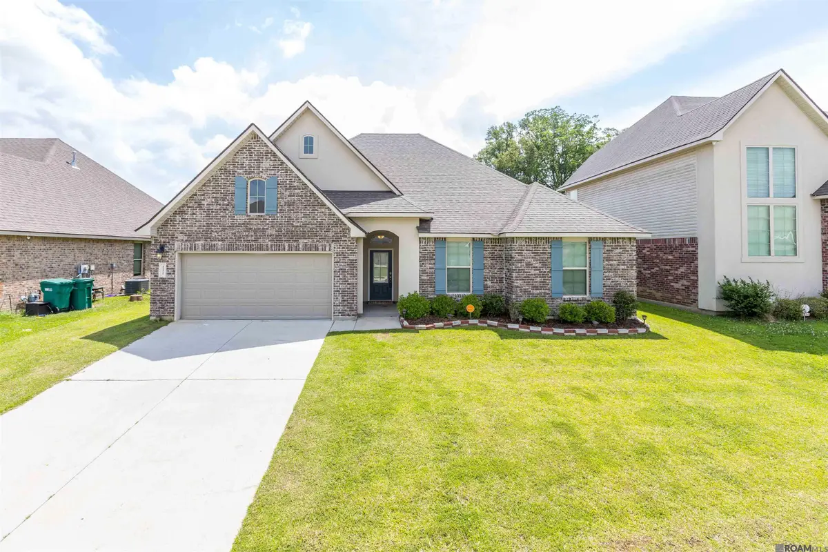 21272 W Grove Dr, Zachary, LA 70791 - #1